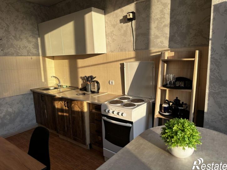 1-комн квартира ул им. Сергея Есенина, 84,  д. 84
