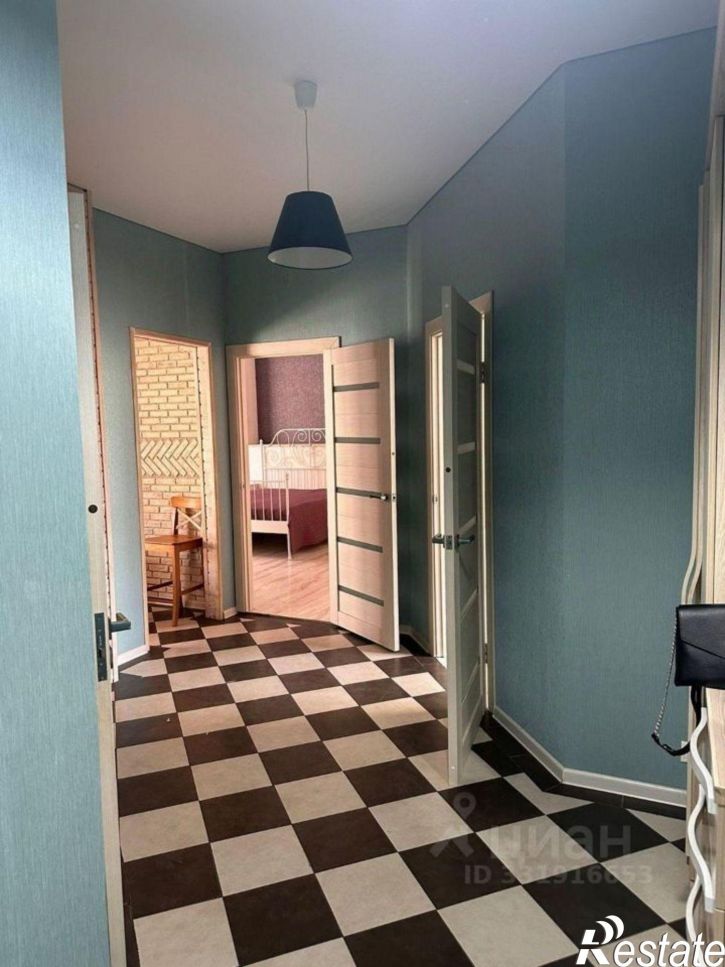 3-комн квартира ул им. Дунаевского И.И., 8,  д. 8