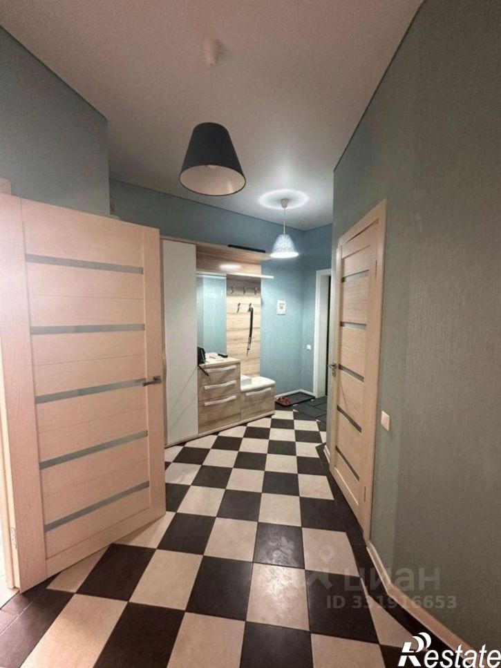 3-комн квартира ул им. Дунаевского И.И., 8,  д. 8