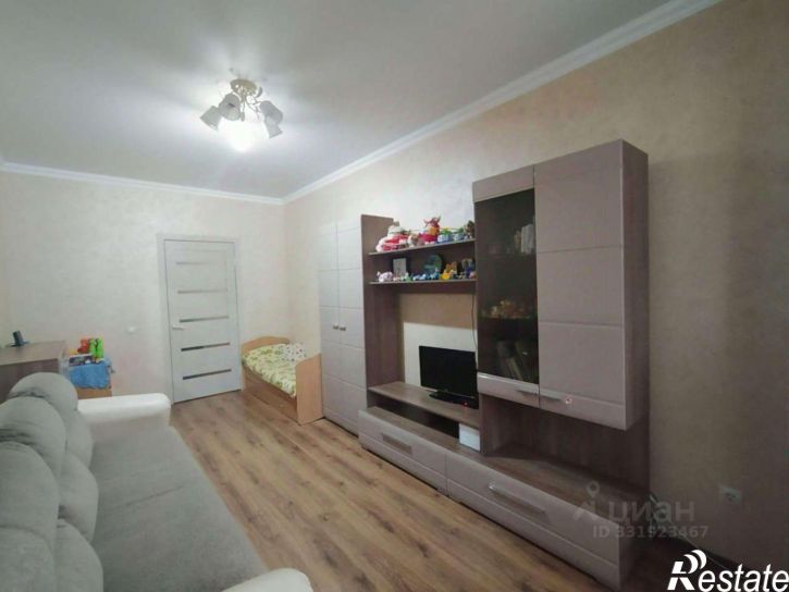 2-комн квартира ул им. Героя Яцкова И.В., 1/10,  д. 1/10