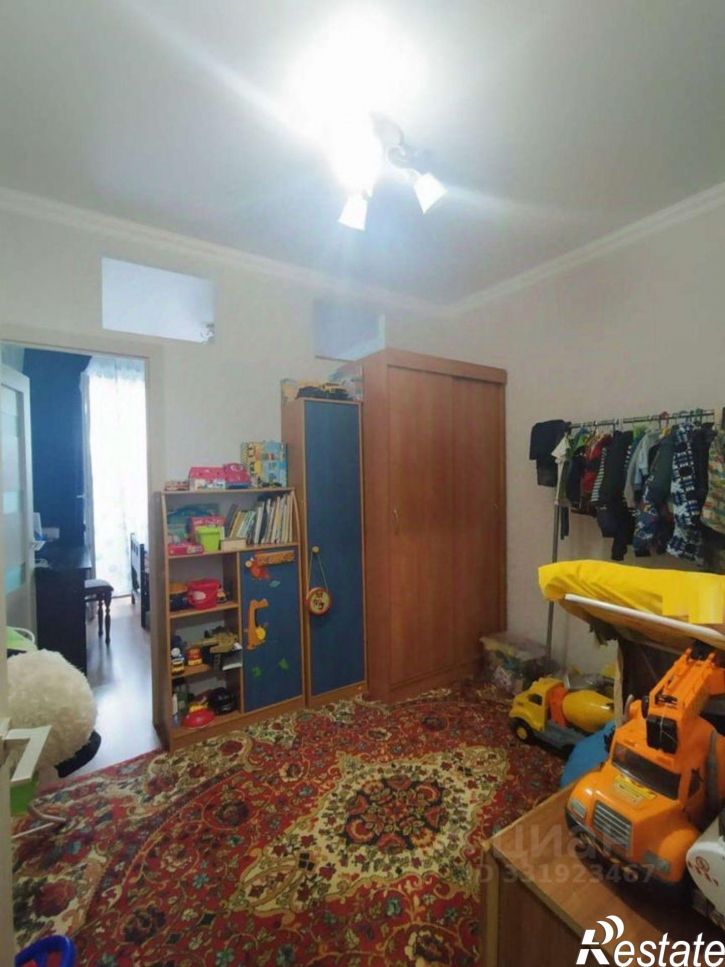 2-комн квартира ул им. Героя Яцкова И.В., 1/10,  д. 1/10
