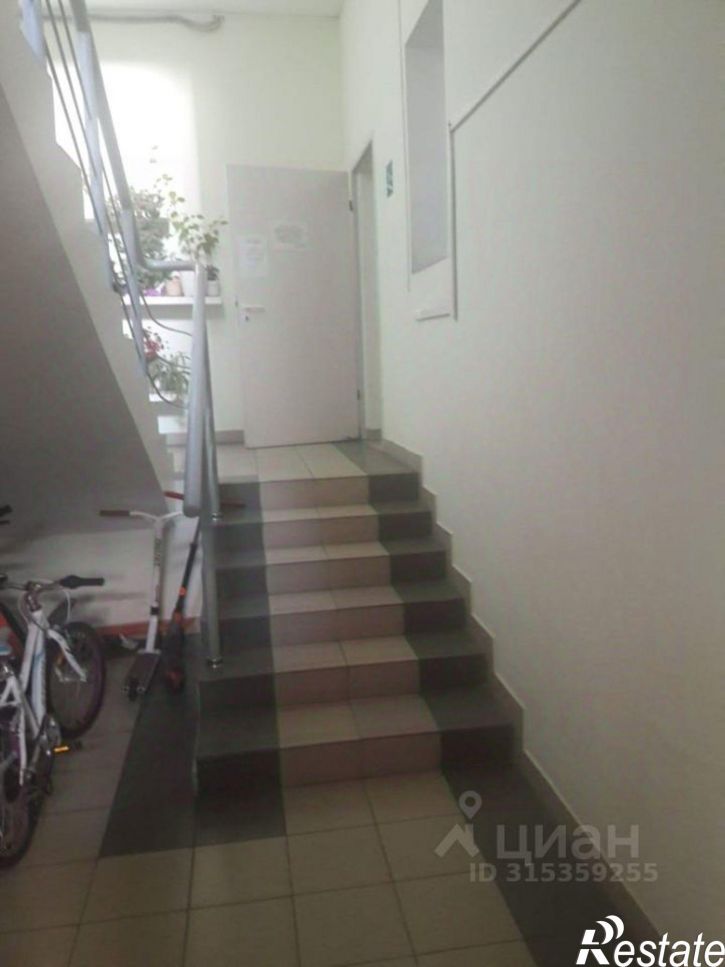 3-комн квартира ул Офицерская, 36,  д. 36