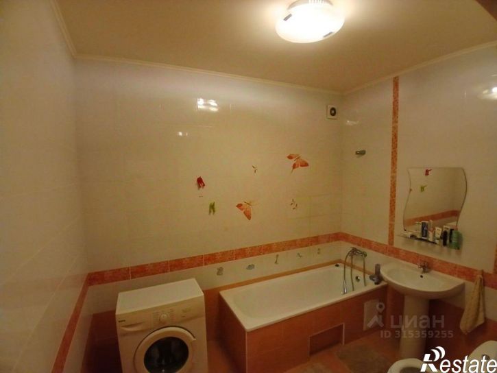 3-комн квартира ул Офицерская, 36,  д. 36