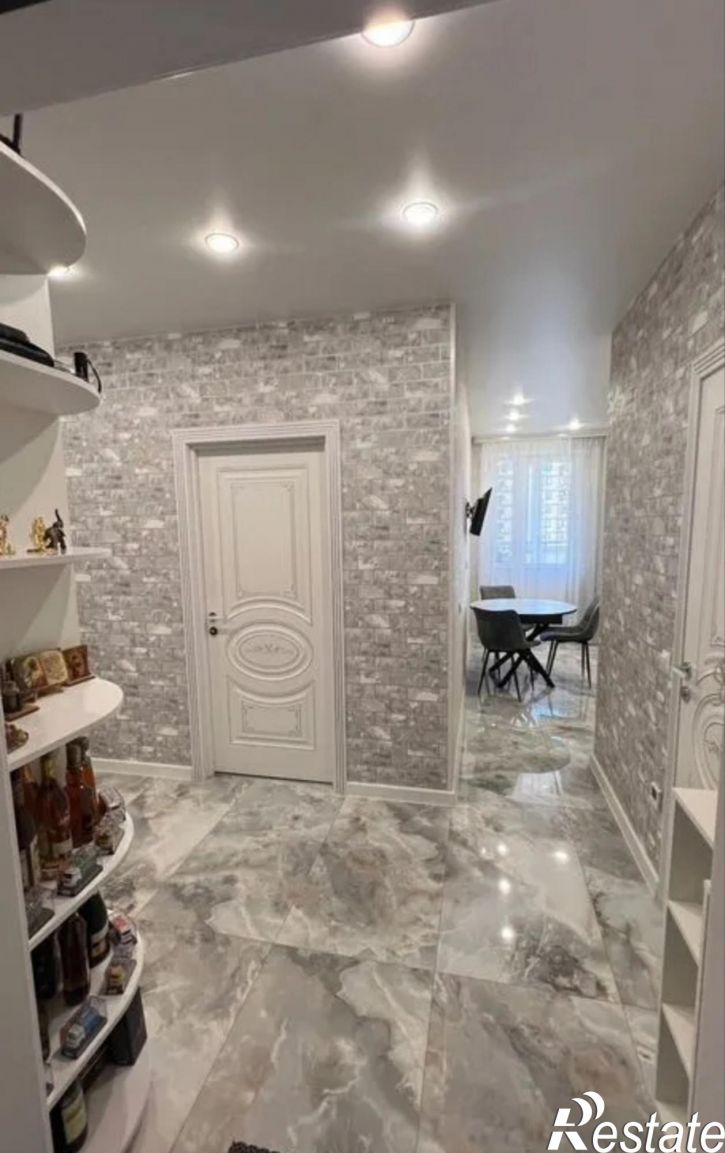 2-комн квартира улица Адмирала Крузенштерна, 5