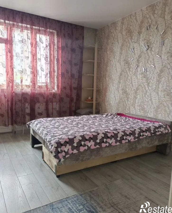 1-комн квартира Заполярная улица, 45