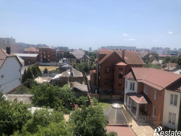 2-комн квартира ул им. Космонавта Гагарина, 240,  д. 240
