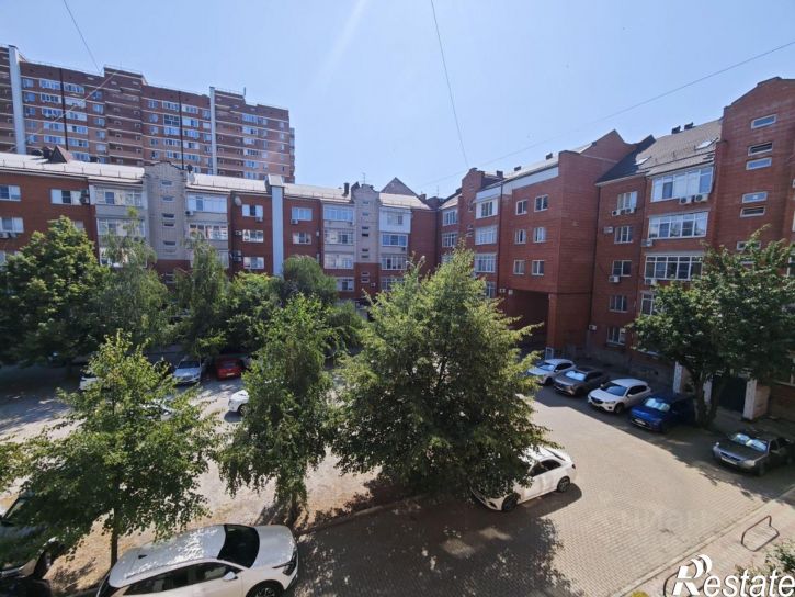 5-комн квартира ул КИМ, 141,  д. 141