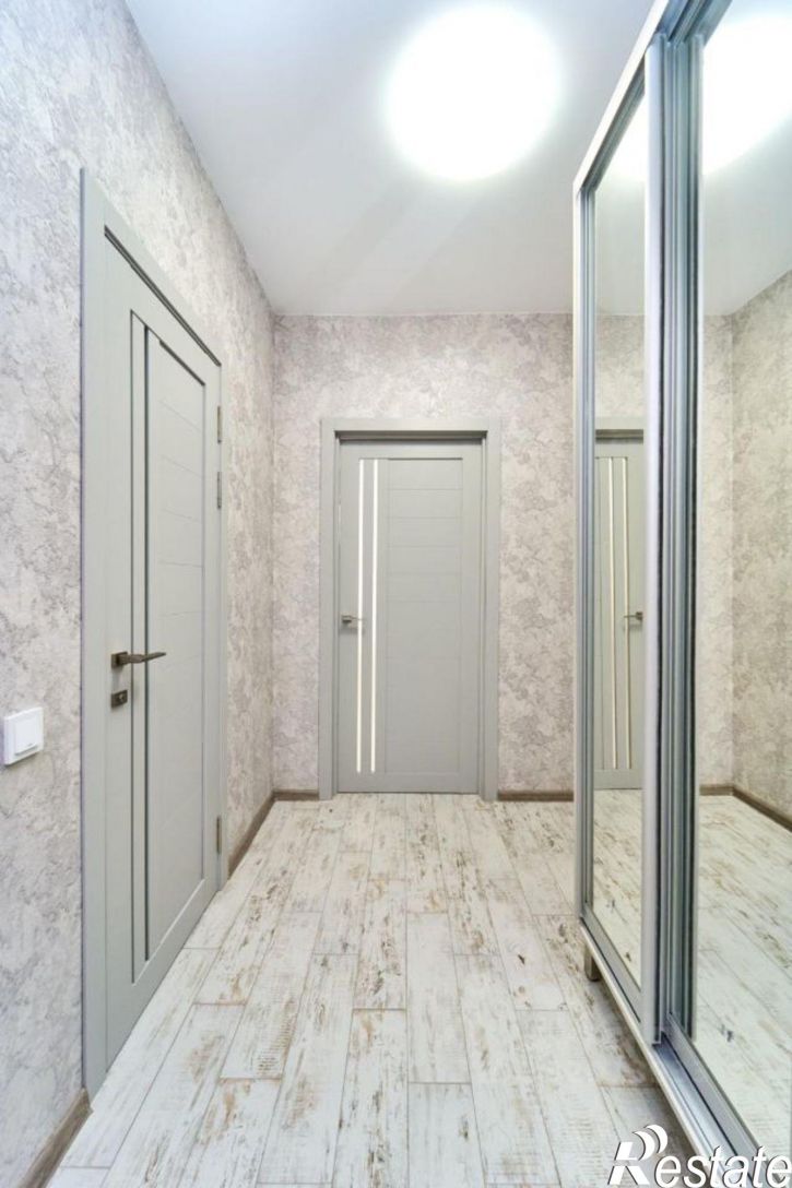 1-комн квартира ул им. Комарова В.М., 106Б 3,  д. 106Б 3,  к. 3