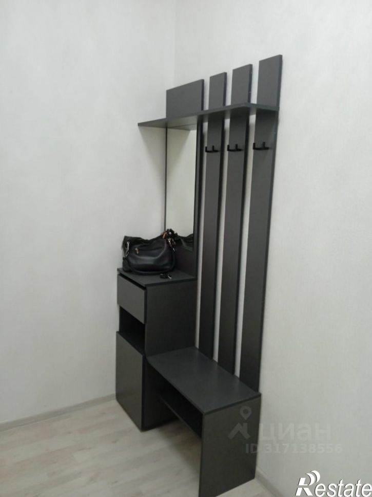 1-комн квартира ул Альпийская, 3,  д. 3