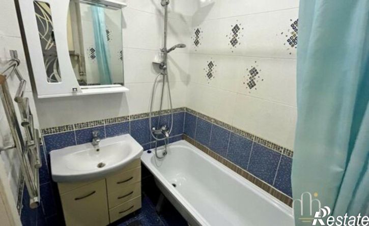3-комн квартира ул Казбекская, 15,  д. 15