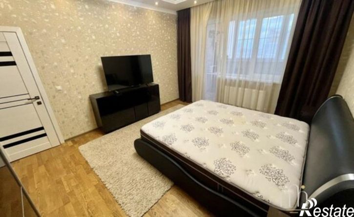 3-комн квартира ул Казбекская, 15,  д. 15