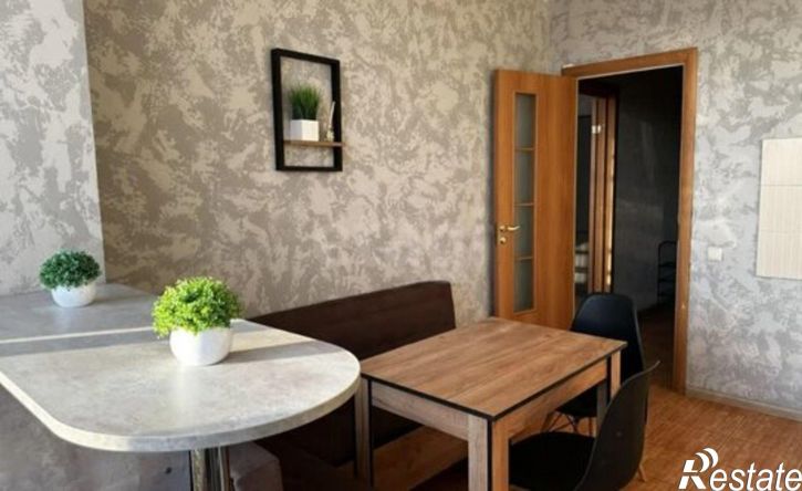 1-комн квартира ул им. Сергея Есенина, 84,  д. 84