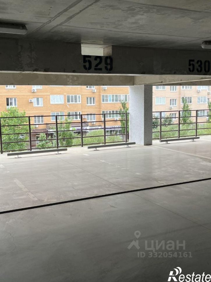 Гараж/парковка ул им. Героя Георгия Бочарникова, 16,  д. 16