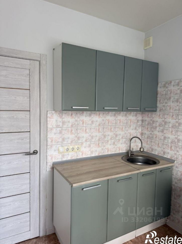 1-комн квартира ул Красных Зорь, 27,  д. 27