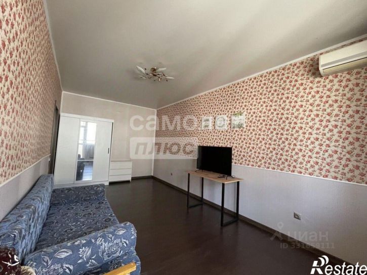 2-комн квартира ул им. Сергея Есенина, 82/4,  д. 82/4