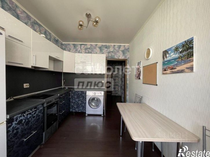 2-комн квартира ул им. Сергея Есенина, 82/4,  д. 82/4