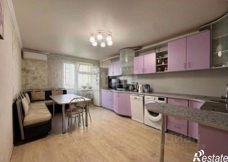 3-комн квартира ул 9-я Тихая, 17,  д. 17