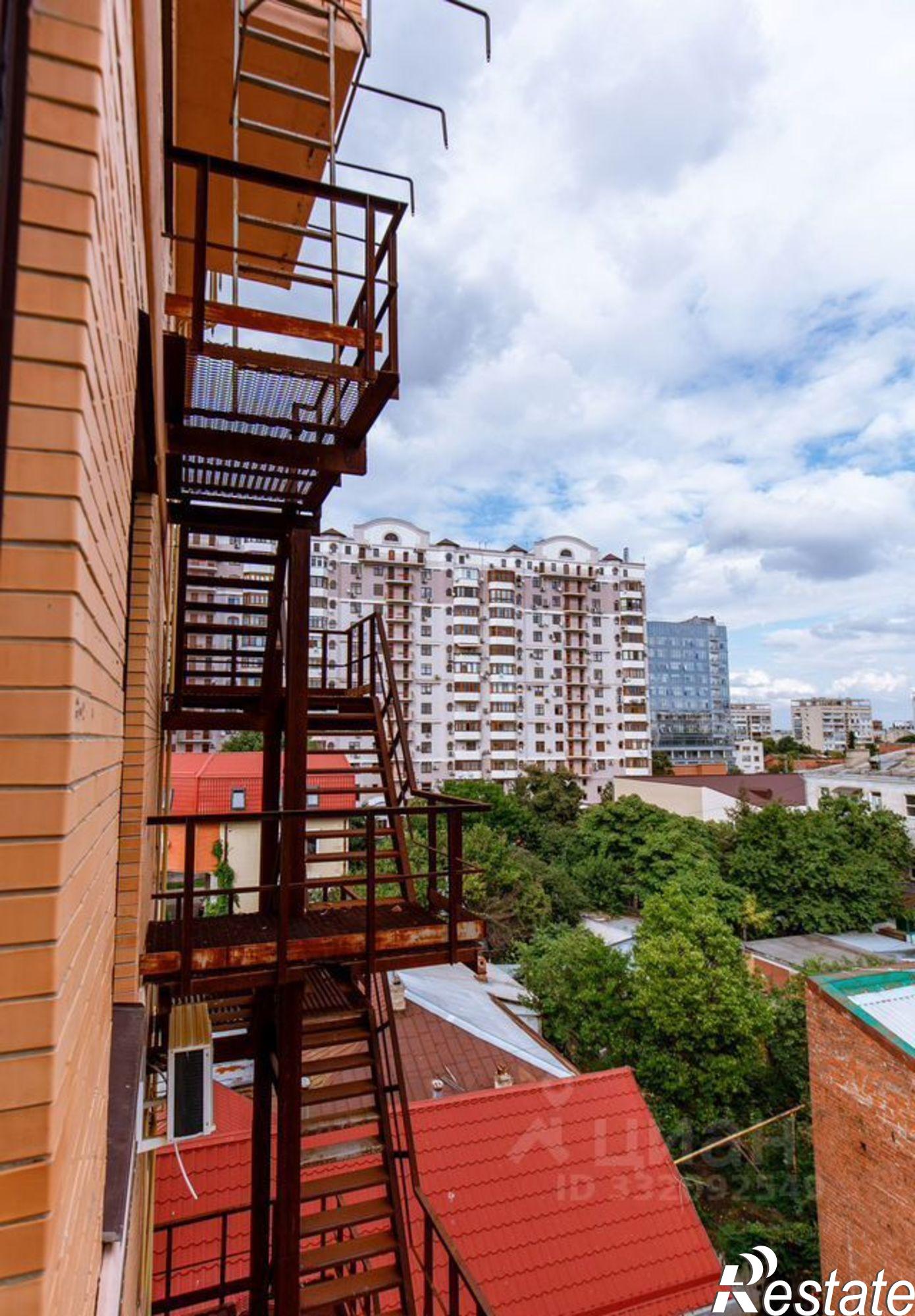 Купить ОСЗ, отдельно стоящее здание за 1 222 000 000 рублей на ул Октябрьская, 68/1