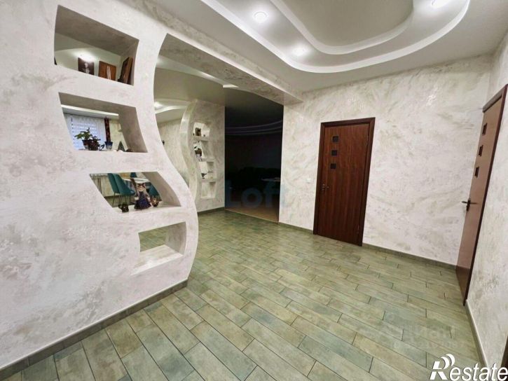 3-комн квартира ул им. Дзержинского, 8/2,  д. 8/2