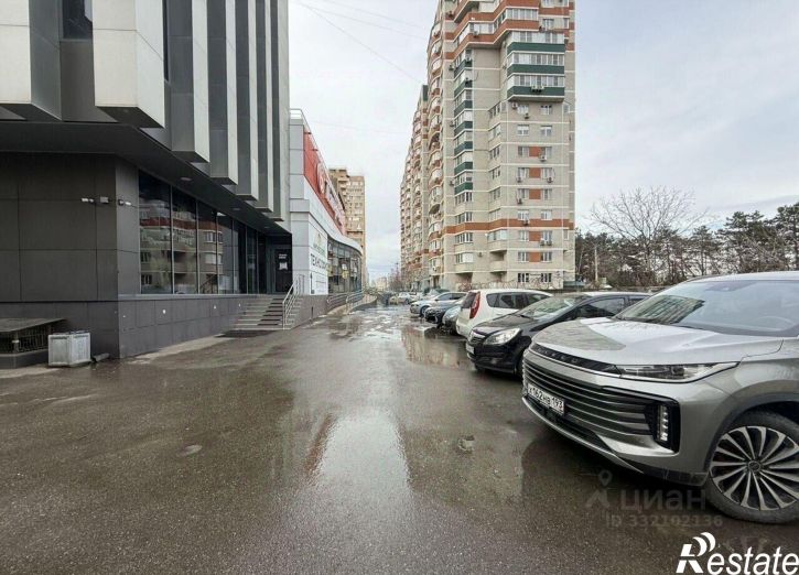 Торговое помещение ул им. Мачуги В.Н., 4,  д. 4