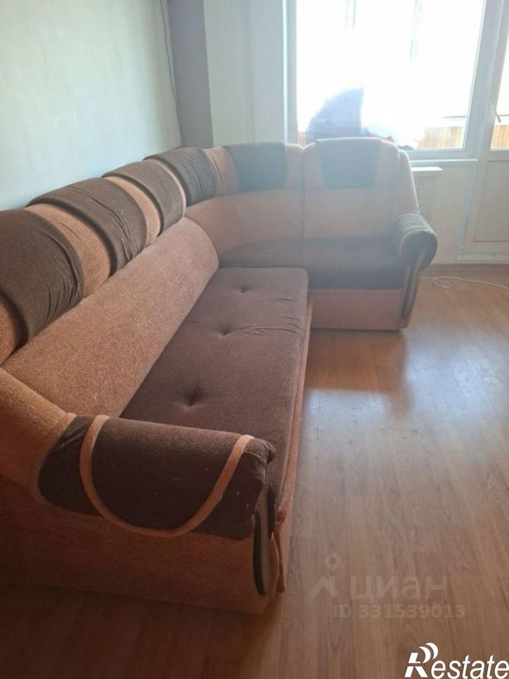 1-комн квартира пр-кт Чекистов, 11,  д. 11