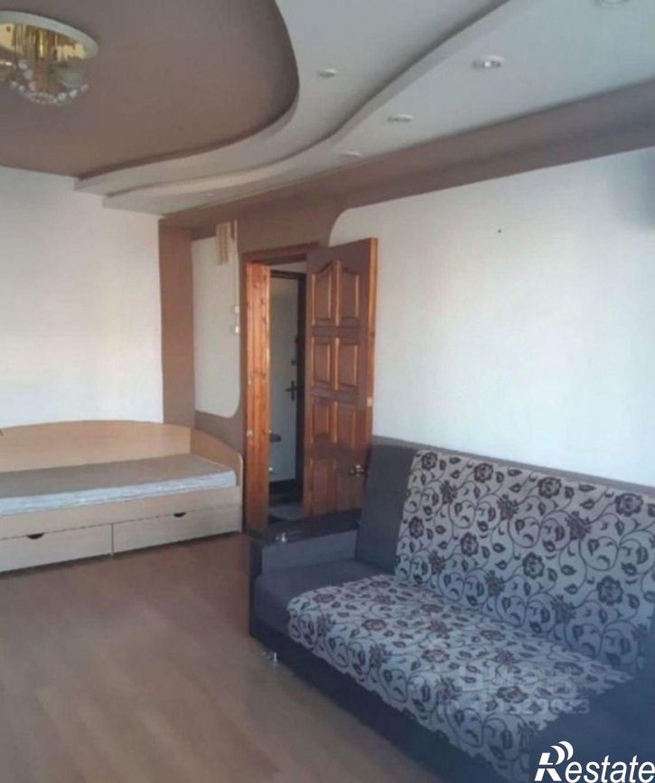 1-комн квартира пр-кт Чекистов, 11,  д. 11