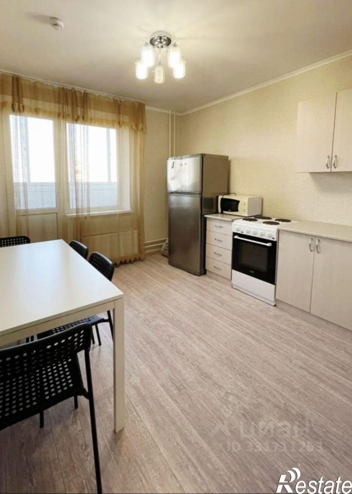 1-комн квартира ул им. Генерала Трошева Г.Н., 8,  д. 8