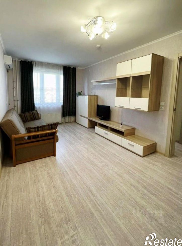 1-комн квартира ул им. Генерала Трошева Г.Н., 8,  д. 8