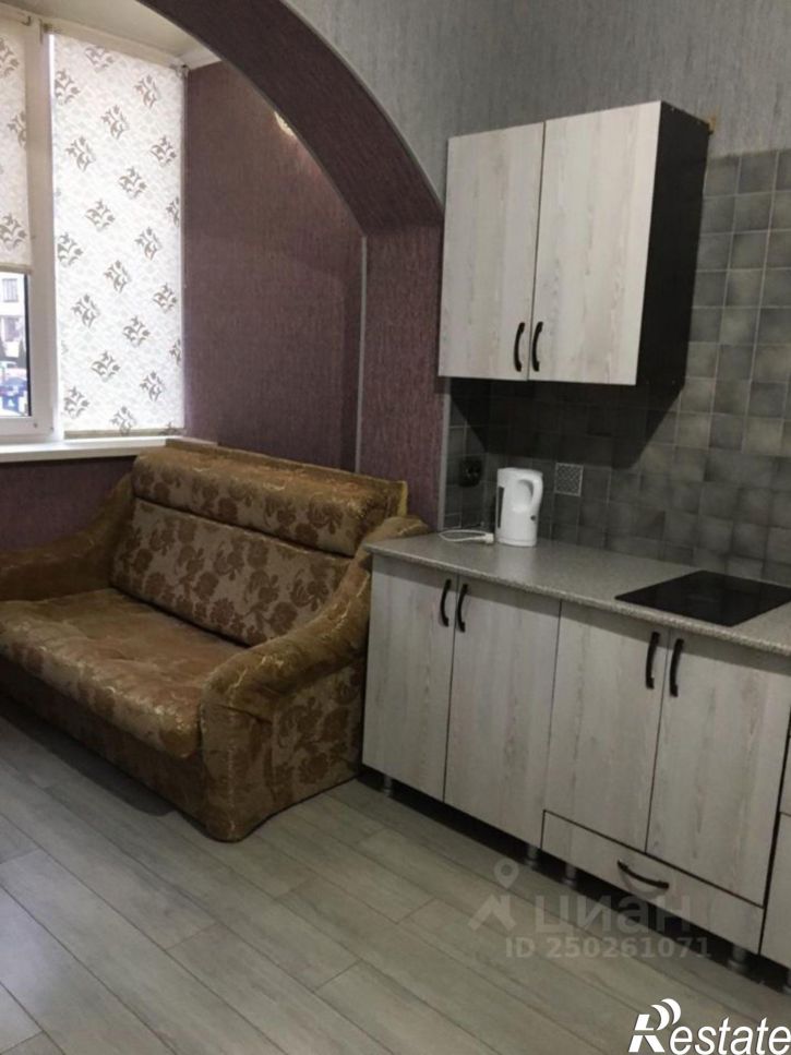 1-комн квартира ул им. Сергея Есенина, 84,  д. 84