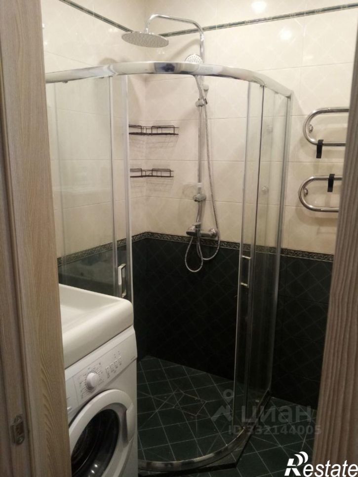 1-комн квартира ул им. Комарова В.М., 21Б,  д. 21Б