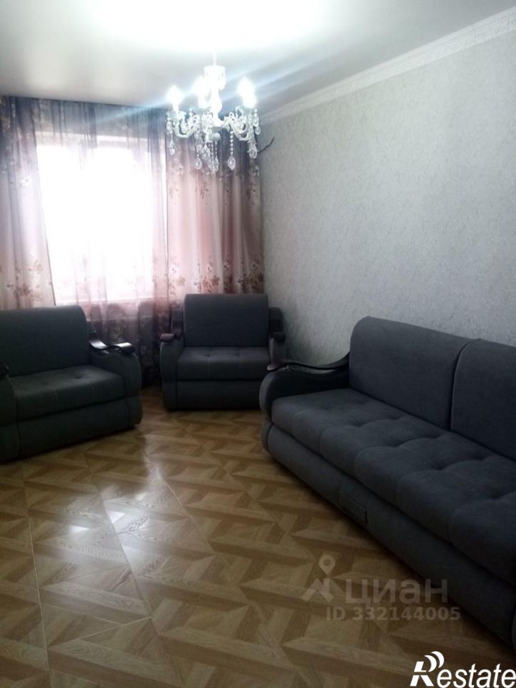 1-комн квартира ул им. Комарова В.М., 21Б,  д. 21Б