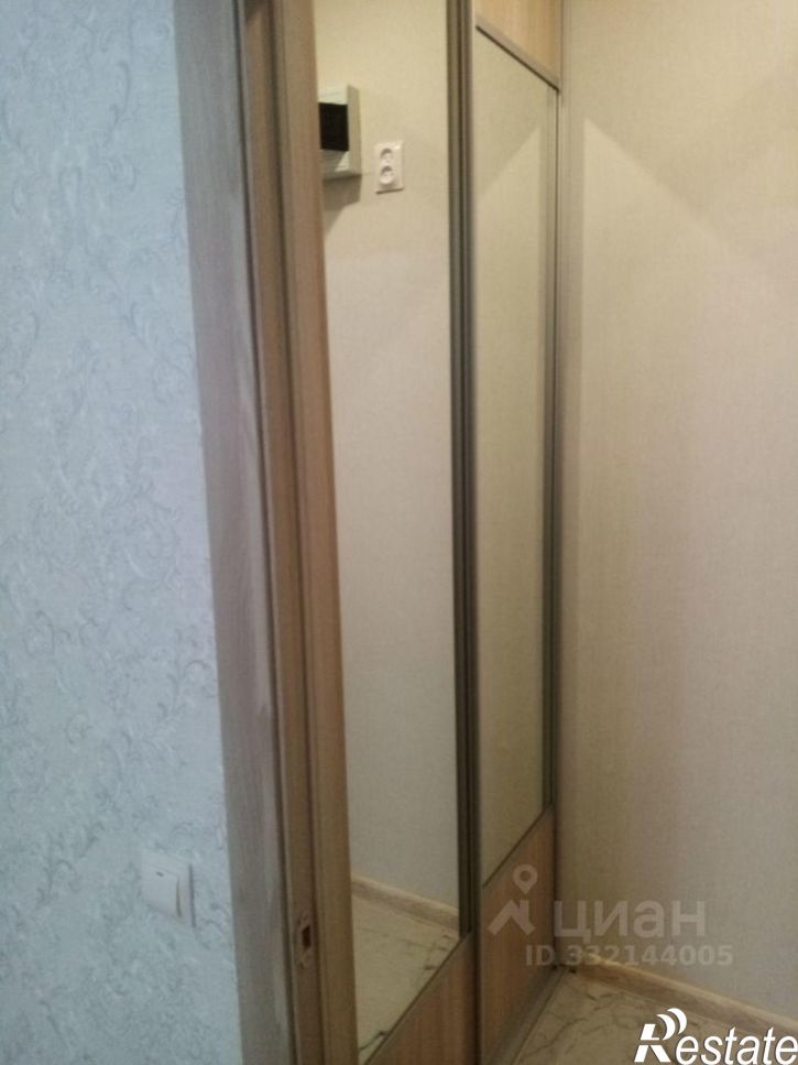 1-комн квартира ул им. Комарова В.М., 21Б,  д. 21Б