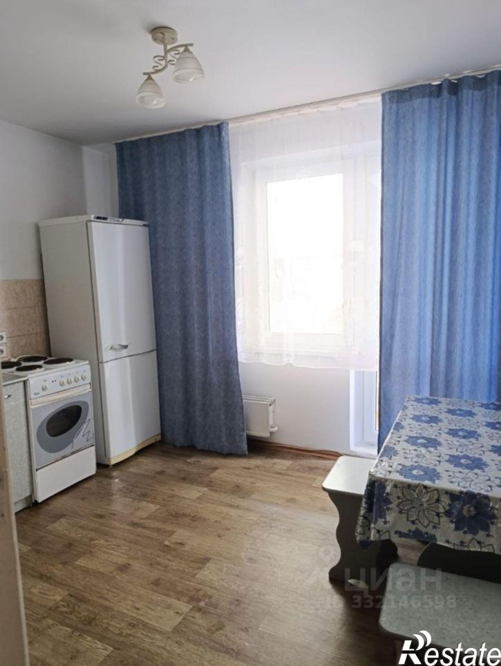2-комн квартира ул им. 40-летия Победы, 33/11,  д. 33/11