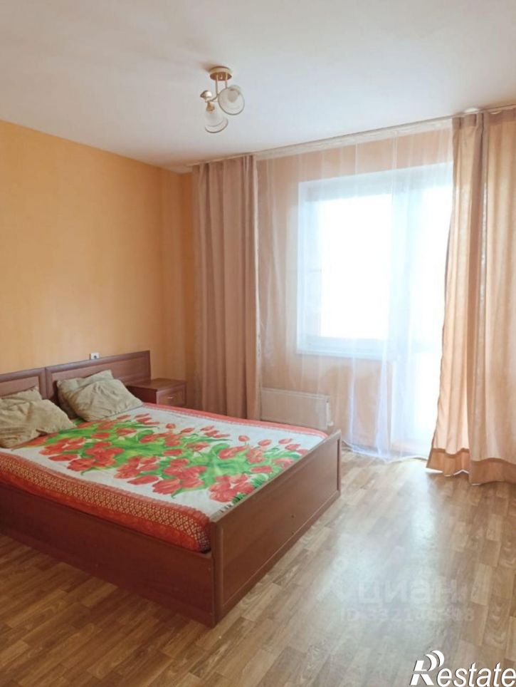 2-комн квартира ул им. 40-летия Победы, 33/11,  д. 33/11