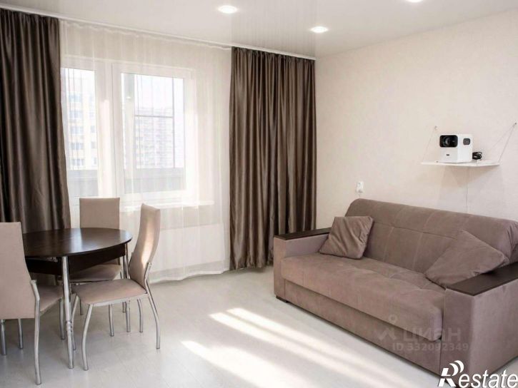 3-комн квартира пр-д им. Репина, 38,  д. 38
