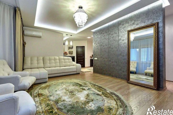 2-комн квартира ул им. Архитектора Ишунина, 2,  д. 2