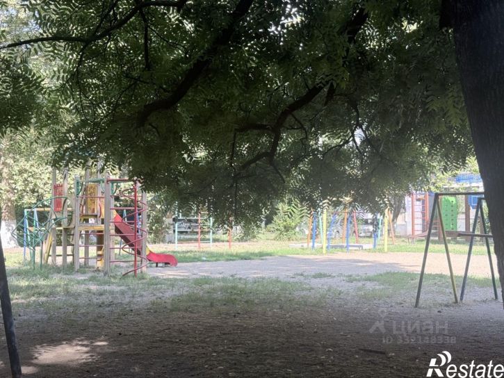 3-комн квартира ул Симферопольская, 12,  д. 12