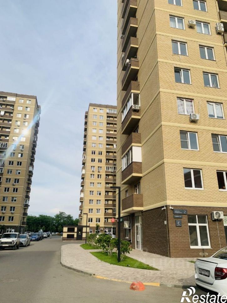 1-комн квартира улица Лётчика Позднякова, 2к22