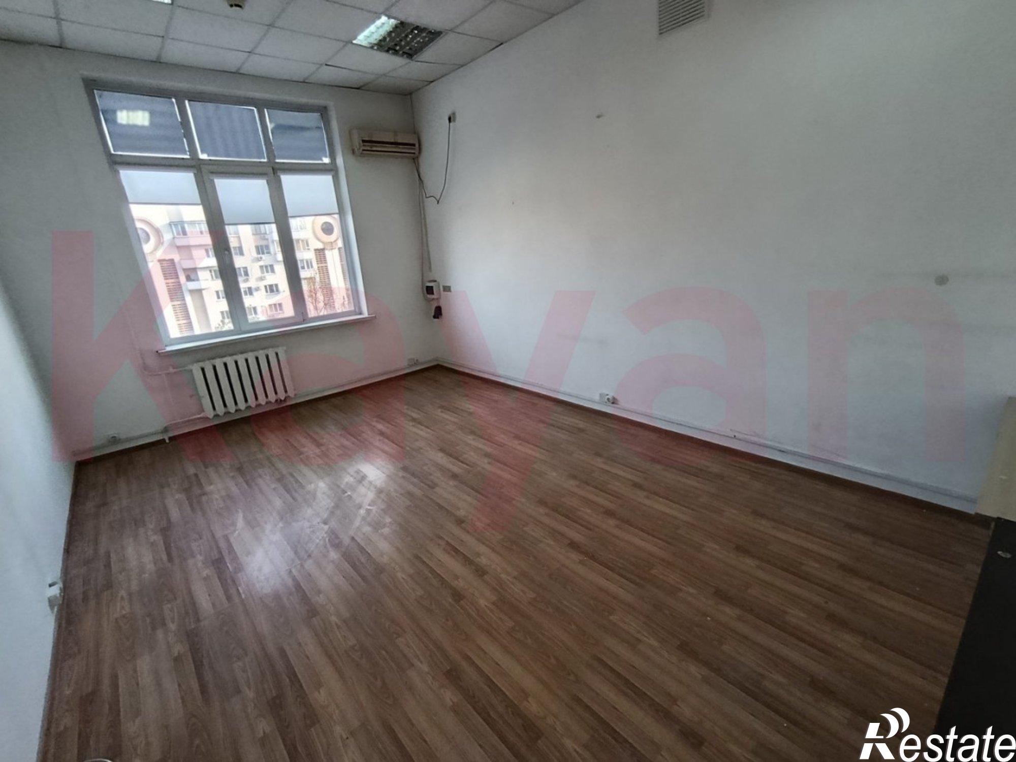 Сдать офис, помещение под офис за 37 716 рублей на Красная ул.
