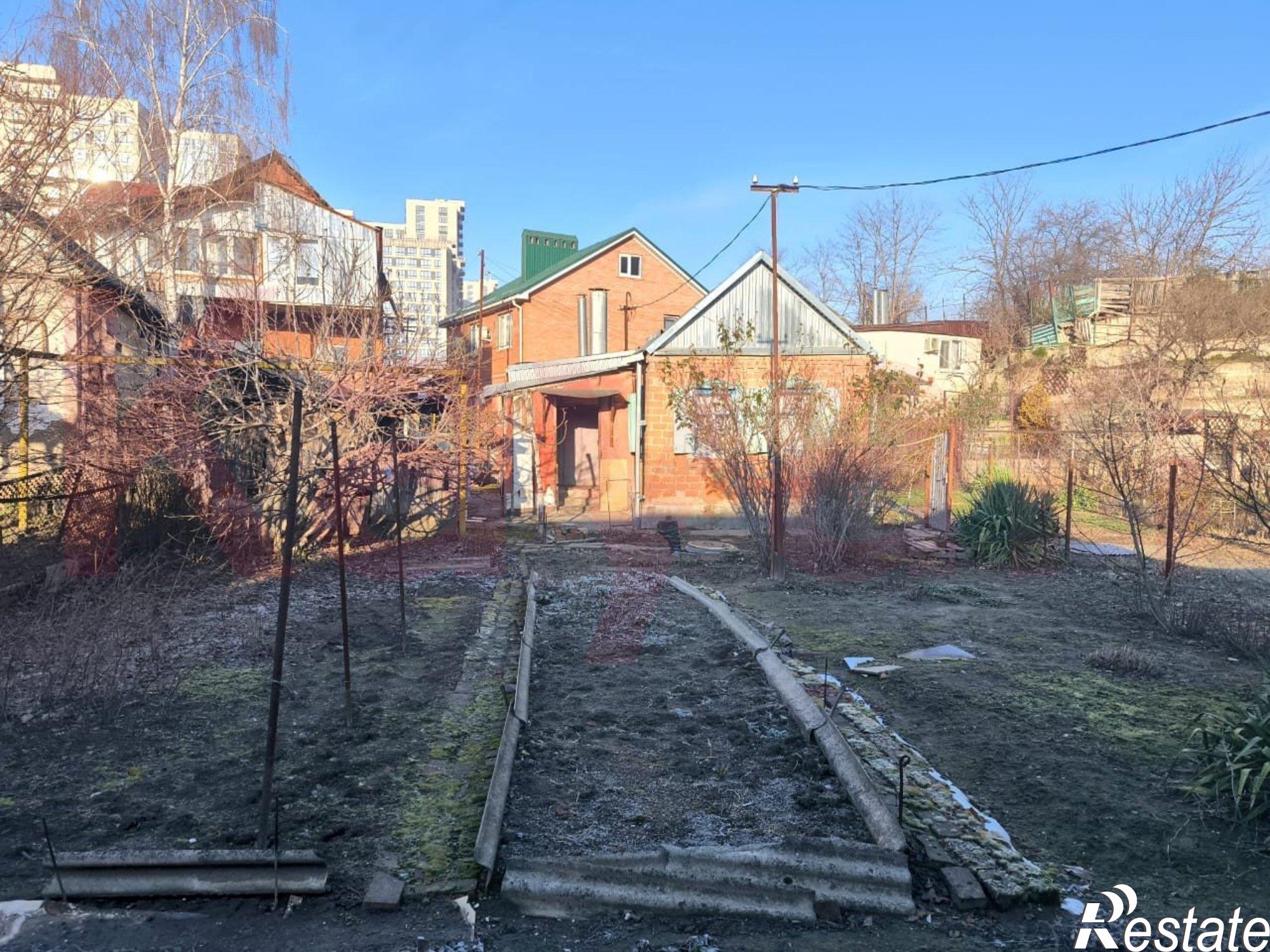 Купить дачу, дом, коттедж за 4 500 000 рублей на 1-й Кузнечный Зарой ул.