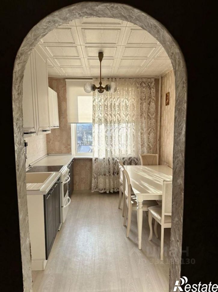 2-комн квартира ул им. 70-летия Октября, 12/2,  д. 12/2