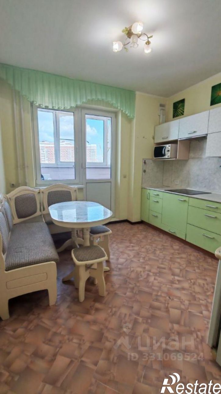 1-комн квартира пр-кт им. писателя Знаменского, 10,  д. 10