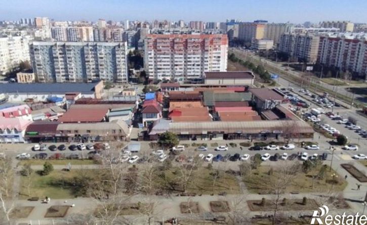 2-комн квартира пр-кт Чекистов, 15,  д. 15