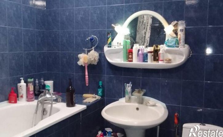 2-комн квартира пр-кт Чекистов, 15,  д. 15