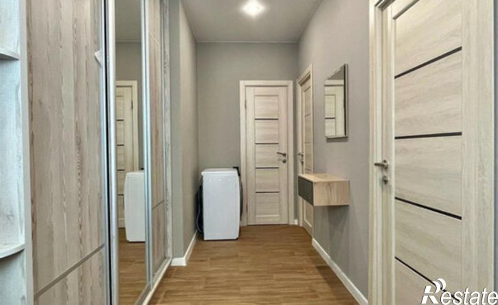 2-комн квартира ул им. Евгении Жигуленко, 3 1,  д. 3 1,  к. 1