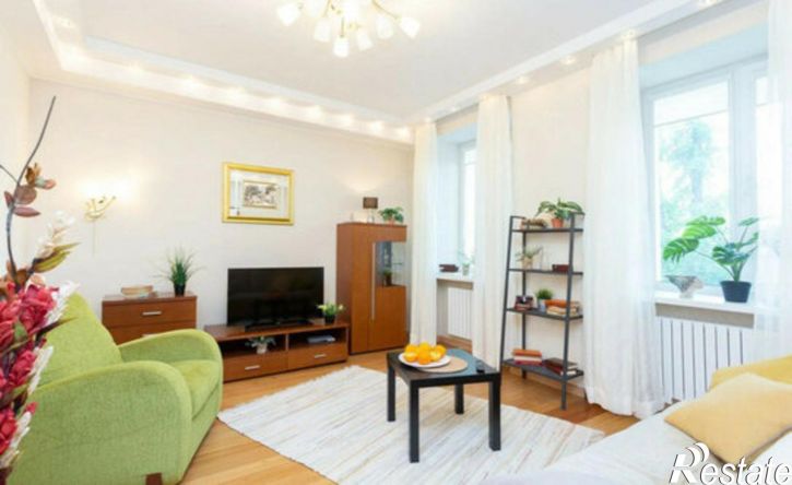 2-комн квартира ул им. Адмирала Крузенштерна, 6/3,  д. 6/3
