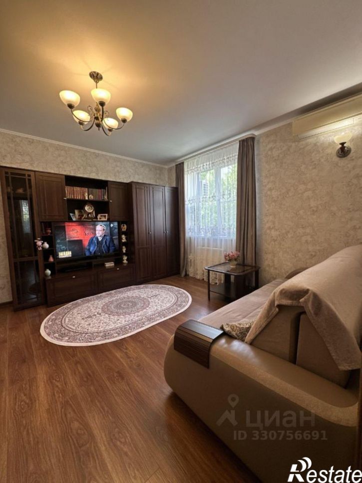 2-комн квартира ул Карлсруэвская, 9 1,  д. 9 1,  к. 1