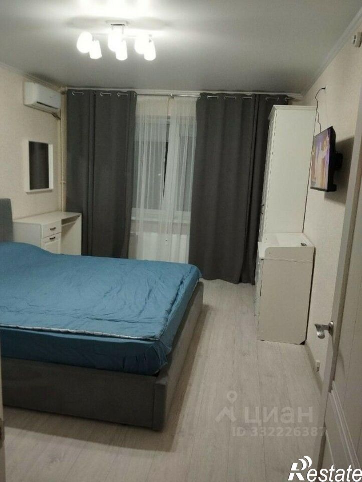 2-комн квартира ул им. Героя Советского Союза Якова Кобзаря, 3,  д. 3
