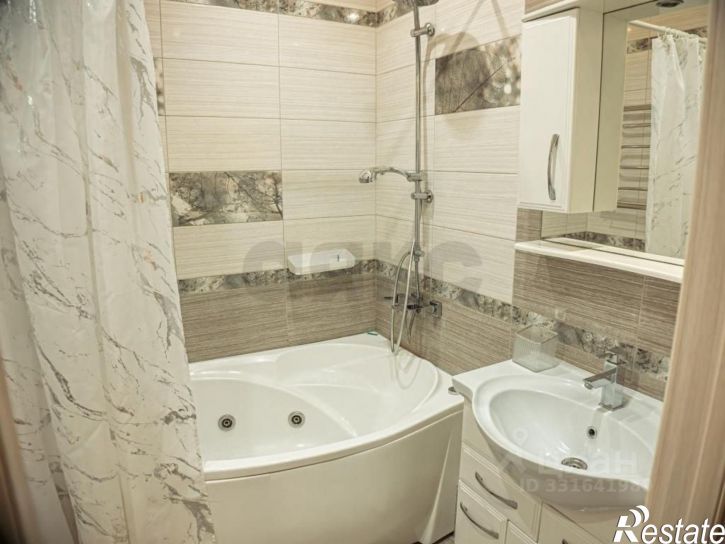 2-комн квартира ул Автолюбителей, 1/3 1,  д. 1/3 1,  к. 1