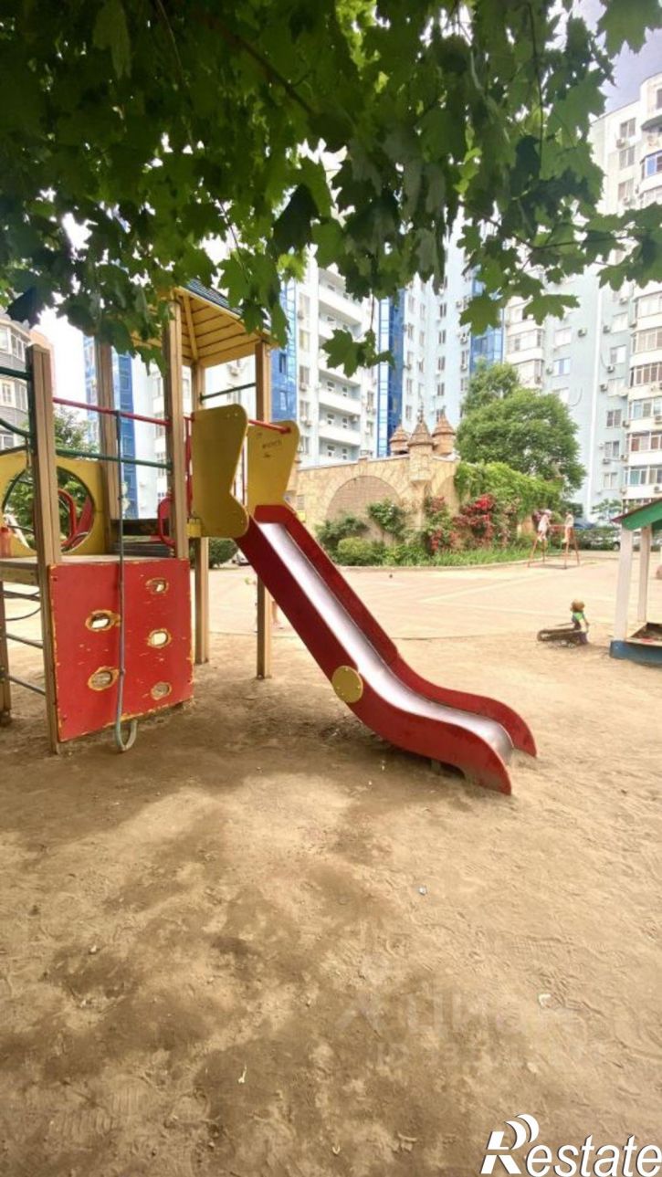 3-комн квартира ул им. Архитектора Ишунина, 4,  д. 4